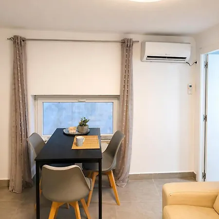 Esperanza 10 Apartman *